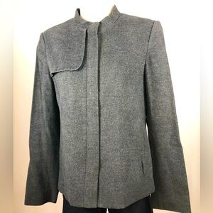 Modern Gray Tailored Blazer with Unique Shoulder Accent Women's Size 4